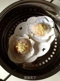 Make Garlic fan sap step 4