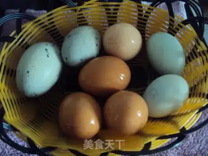 Make Three-coloured eggs step 0