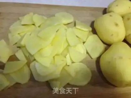 Make Milky cheese mashed potatoes step 1