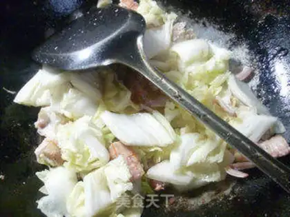Make Shrimp sauced cabbage step 4