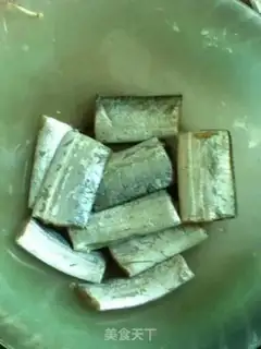Make Jell-O fish step 0