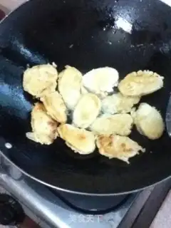 Make Fried almond mushrooms step 2