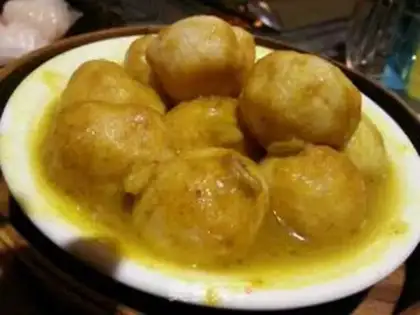 Make Hong Kong fish balls (curry) step 3