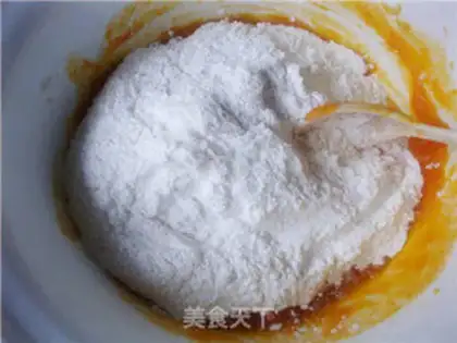 Make Sweet, soft pumpkin pie step 1