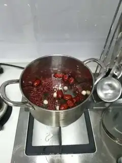 Make Red-tree guacamole step 0