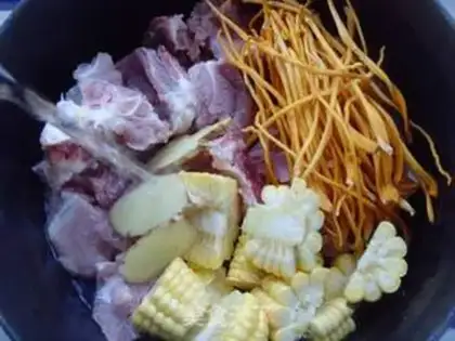 Make Porridges and pig bones step 2
