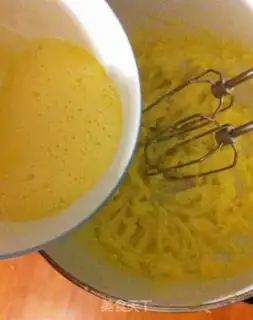 Make Christmas candy cookies step 5
