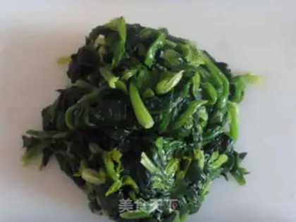 Make Old vinegar spinach step 1