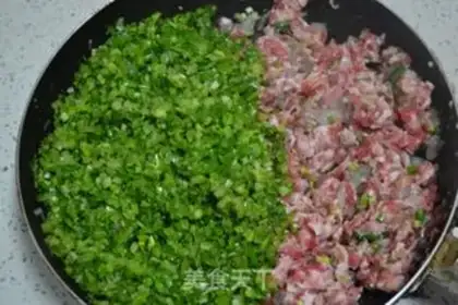 Make Chicken-brush red-tree egg soup step 5