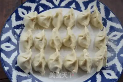 Make Celery shrimp dumplings step 19