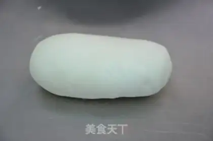 Make Little hedgehog bun step 0