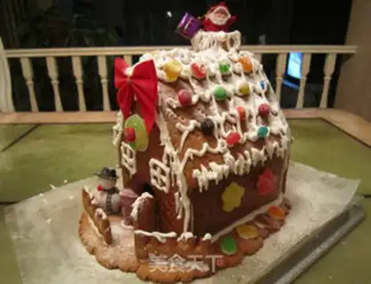 Make Gingerbread house step 9