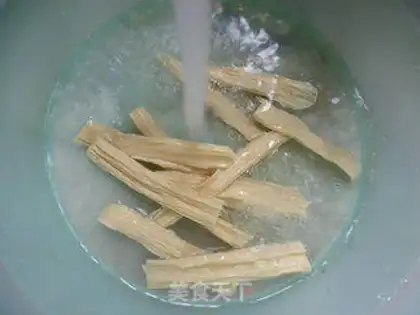 Make Pyramid mashed peanuts step 4