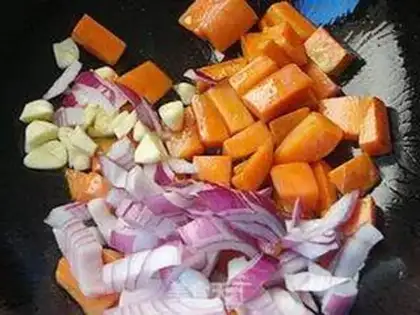 Make Curry potato beef step 7
