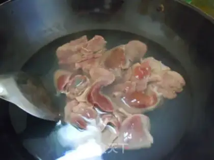 Make Spicy duck liver step 1