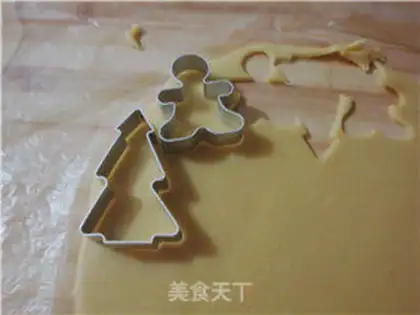 Make Christmas cookies step 8