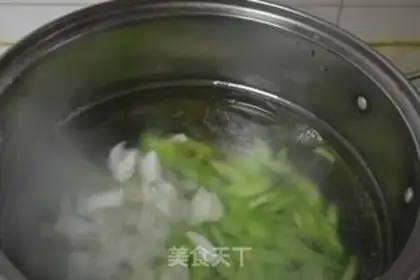 Make The Celery Lily step 9