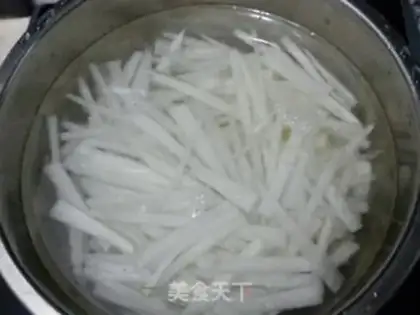 Make The radish fish soup step 3