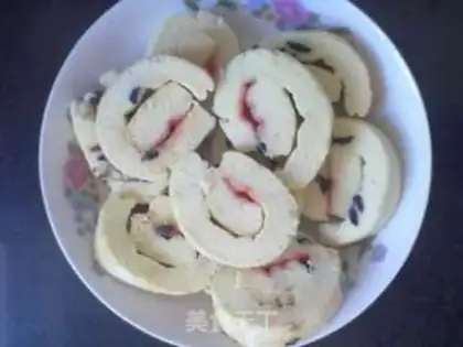 Make Umey Cake Roll step 3