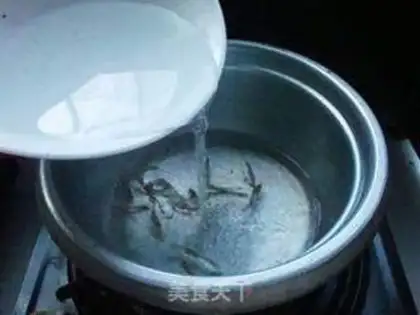Make Wild fungus pep soup step 4
