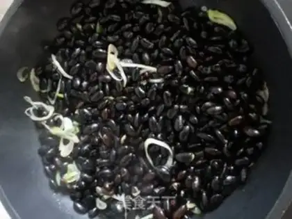 Make Korean black beans step 3