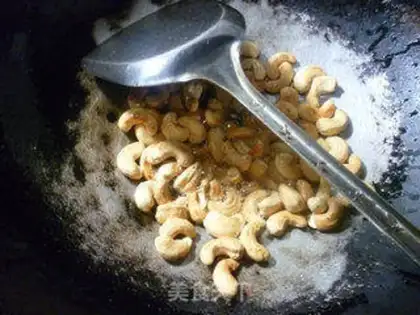 Make Sesame moss for cashew nuts step 3