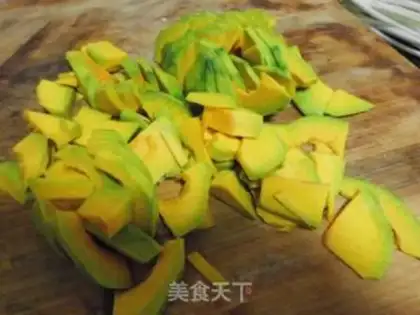 Make Pumpkin porridge step 1