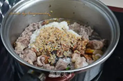Make Red beef noodles step 5