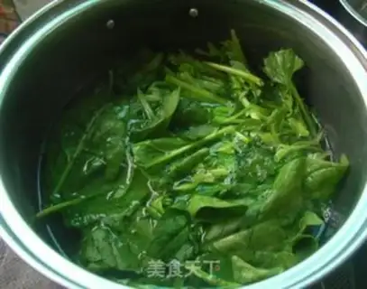 Make The spinach gravy step 4