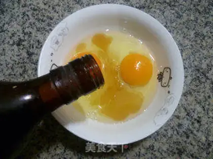 Make Egg gravy step 1
