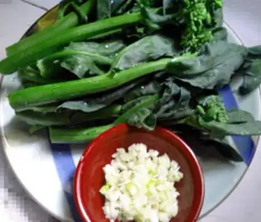 Make Garlic mustard step 0