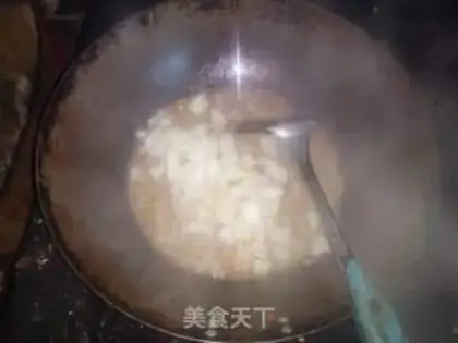 Make Onion meat fried rice step 5
