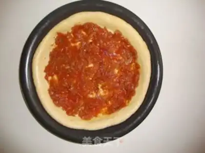 Make Tuna pizza step 1