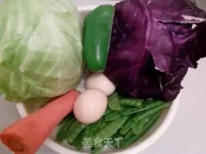 Make Eggs and vegetables step 0
