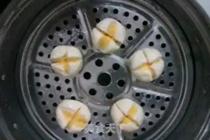 Make Pumpkin buns step 21