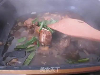 Make The red tea and sugar and vinegar ribs step 10