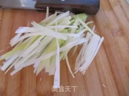 Make Onion broccoli step 9