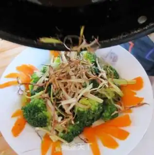 Make Onion broccoli step 12