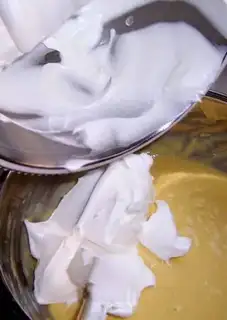 Make Black sesame ricin cake step 9