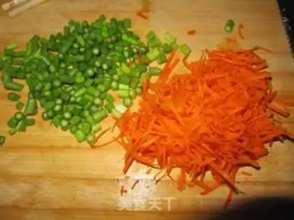 Make Five-colour beef noodles step 1