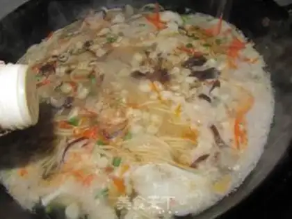 Make Five-colour beef noodles step 14