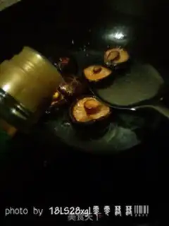 Make The mushrooms and the balls step 5