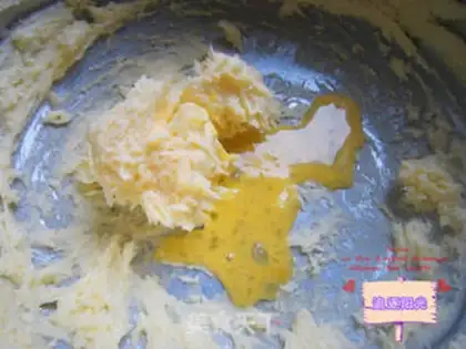 Make Christmas frosting chocolate cookies step 2