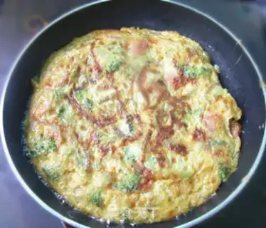 Make Orchid sausage omelet step 9