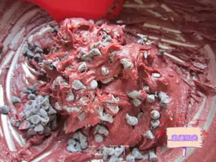 Make Chocolate cupcakes step 5