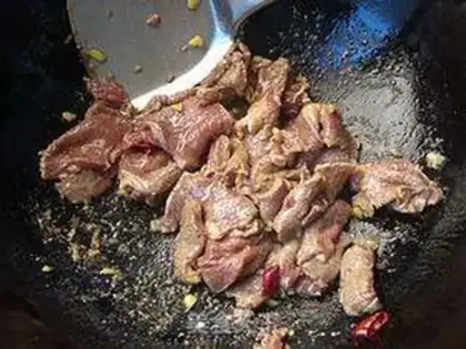 Make Scrambled lamb step 4