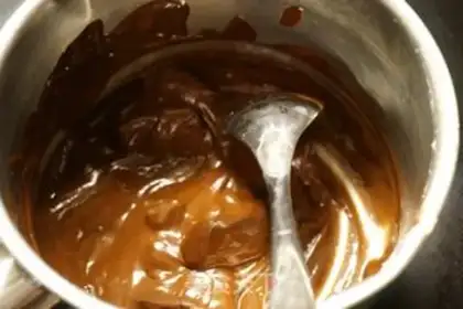 Make Chocolate Madeleine step 8