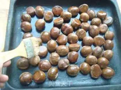 Make Sugar roasted chestnuts step 2