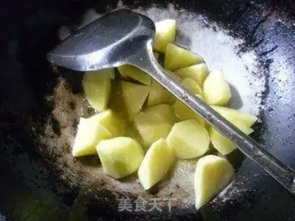 Make Curry potatoes step 3