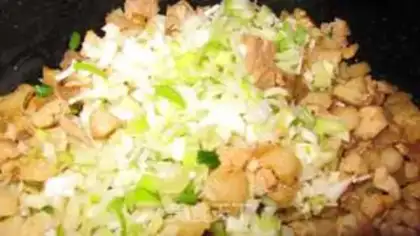 Make Shrimp-skin pork spinach step 8